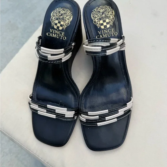Vince Camuto Black Wedge Sandals - Picture 2 of 11